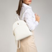 Stredne veľký biely kožený ruksak / baroh Wojewodzic 31906/FD17/Zb