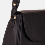 Kvalitná crossbody kožená kabelka čierna Wojewodzic priečne telom gg