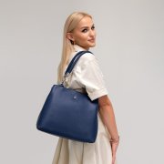 Modrá kožená kabelka Wojewodzic 31769 – na ramene